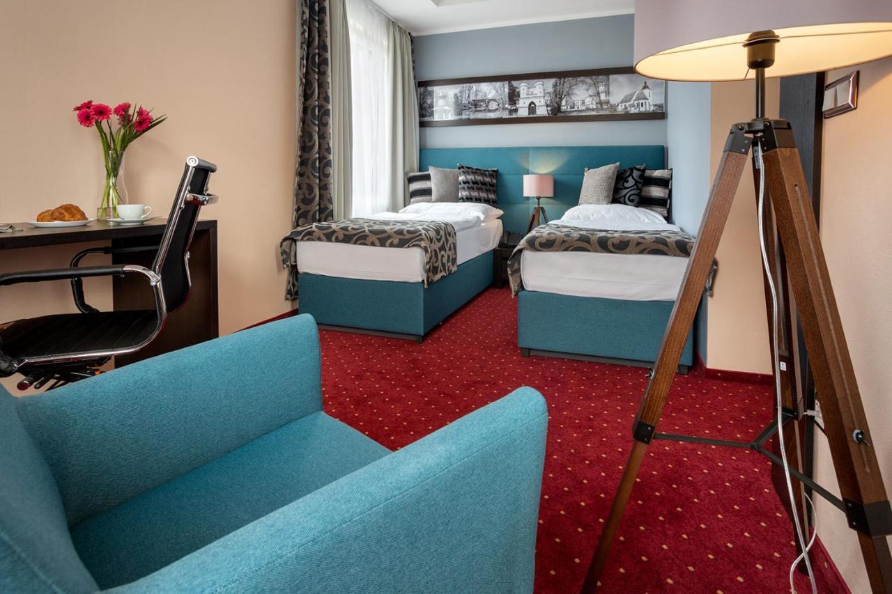 Hotel Na Vyvoji Vlašim Esterno foto
